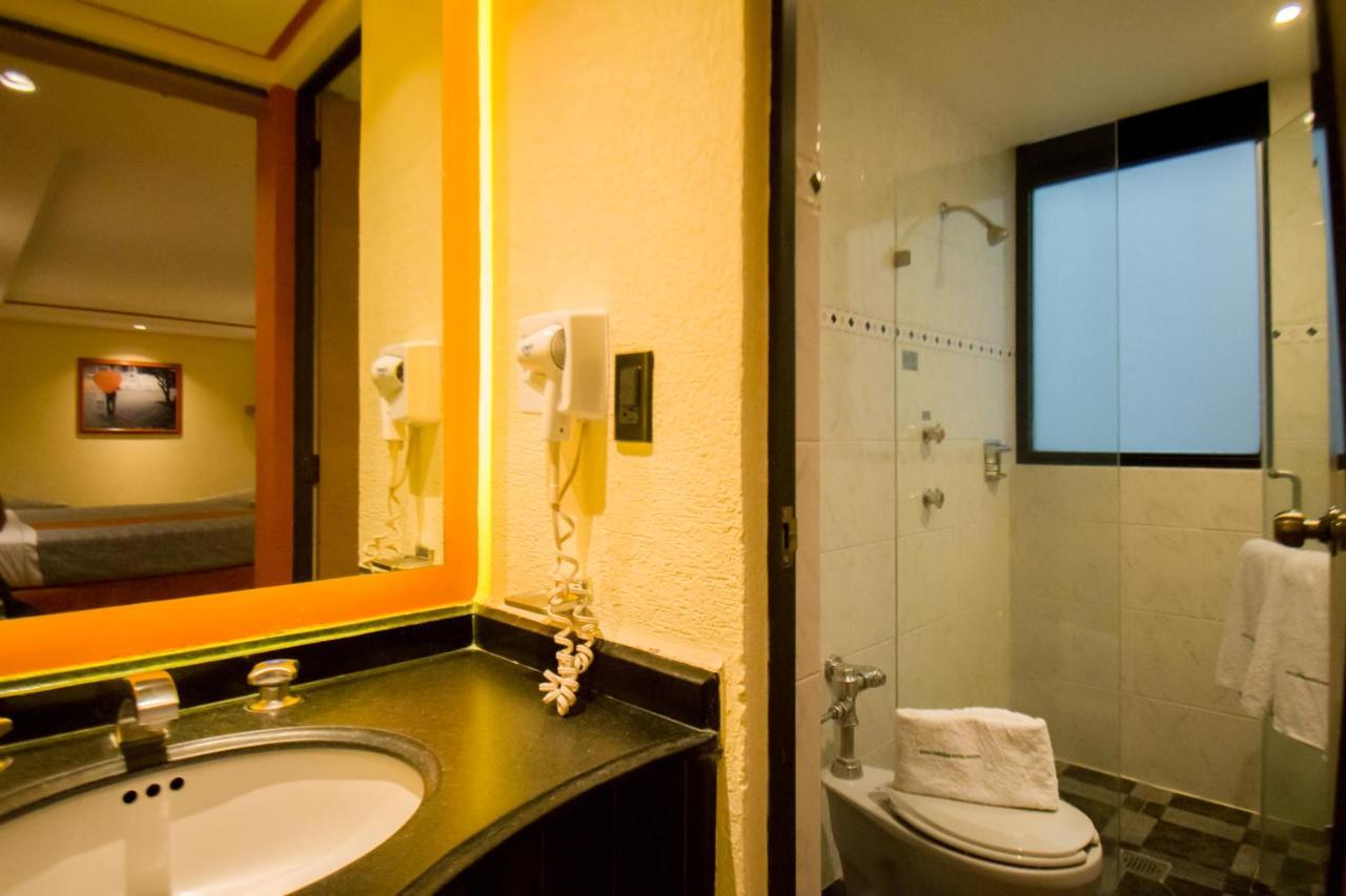 Hotel Catalina Mexico-stad Buitenkant foto